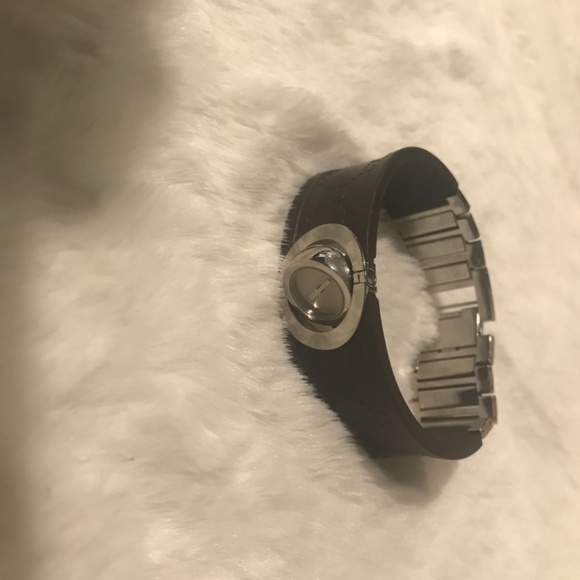 GUCCI Ladies Twirl Brown Bangle Watch main image 9